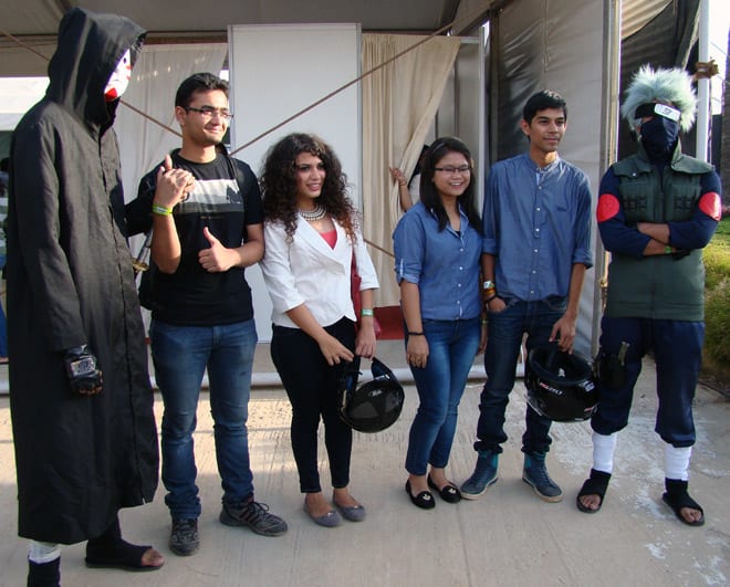 Comic-Con_Bangalore_2014_Crowd_Kakashi